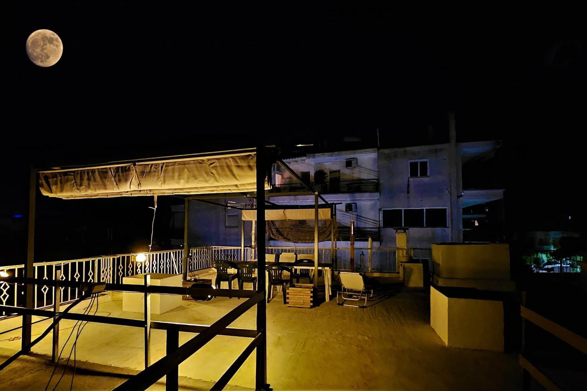 Zefyros Super Cool Apartments Next To Alimos Riviera Athens Exterior photo